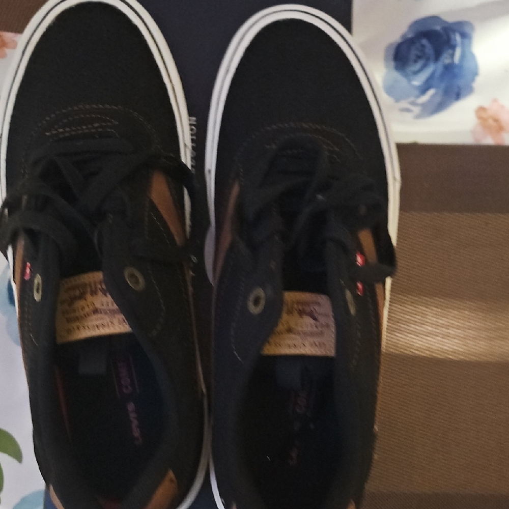 Levi's Black and Brown Men's Sneakers BRAND NEW